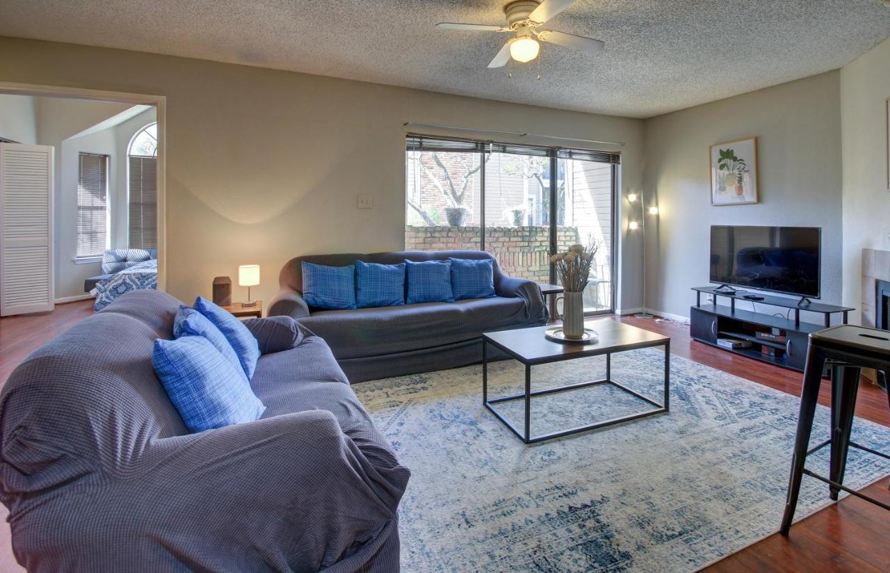 Lovely 2 Bedroom, 1 Bath Condo With Pools And Gym. Хьюстон Экстерьер фото